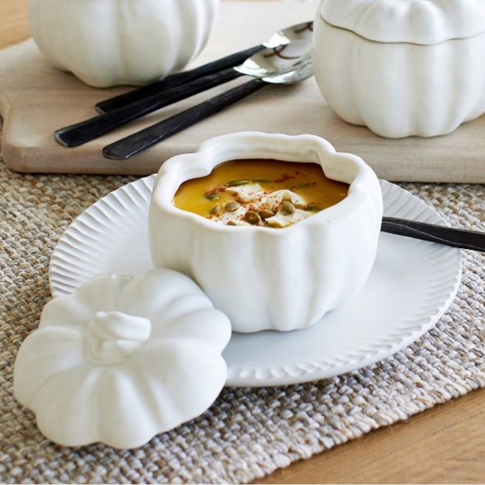 Pottery Barn Glazed Stoneware Pumpkin Bowl Soup Dish New With Tag